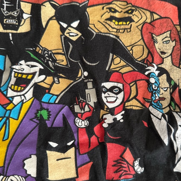 DC Comics presents the Animated Batman T-Shirt: Unisex Small: Gotham: The Joker - Picture 3 of 4